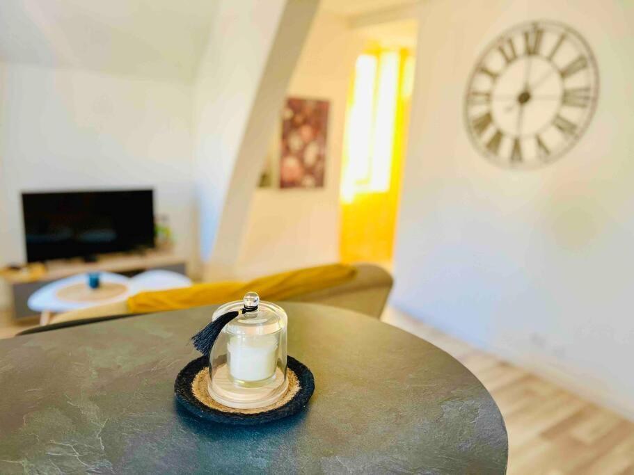 La Perle Apartment Montargis Bagian luar foto