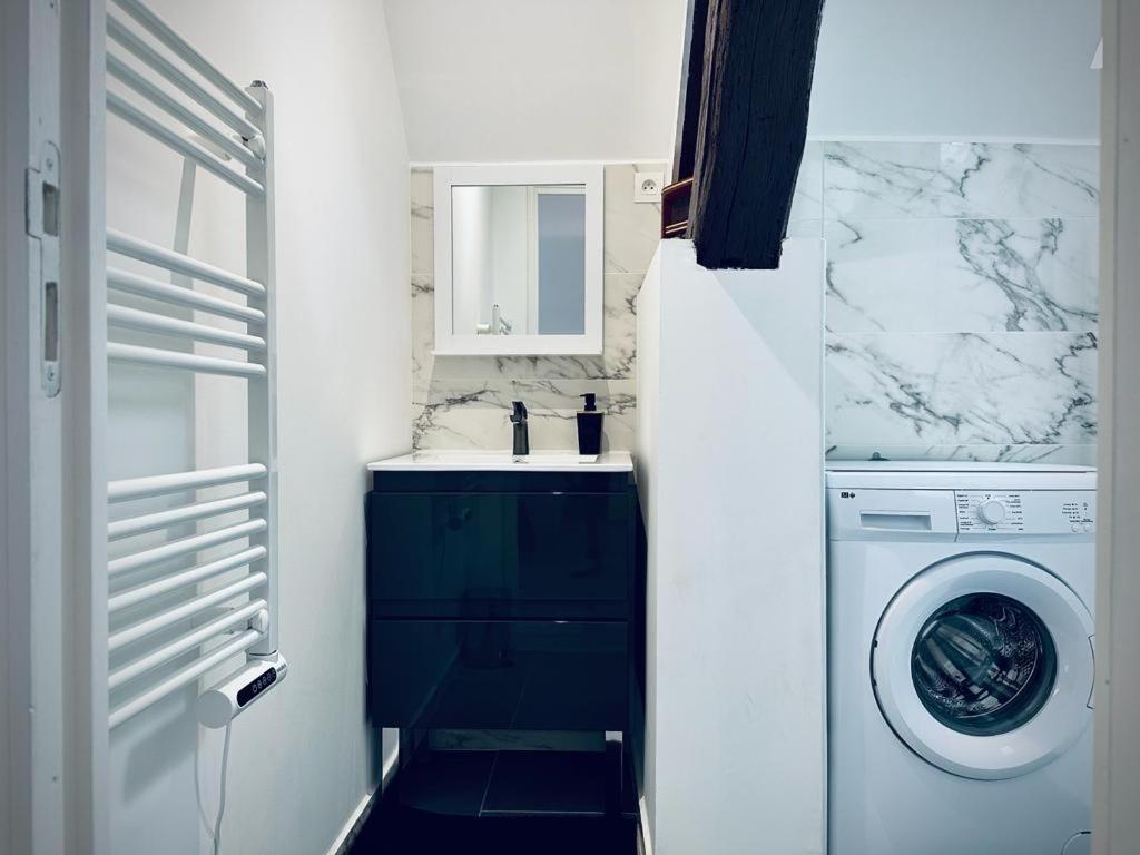 La Perle Apartment Montargis Bagian luar foto